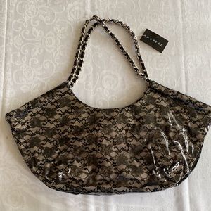 Murval- Vinyl bag with chain handle in lace print